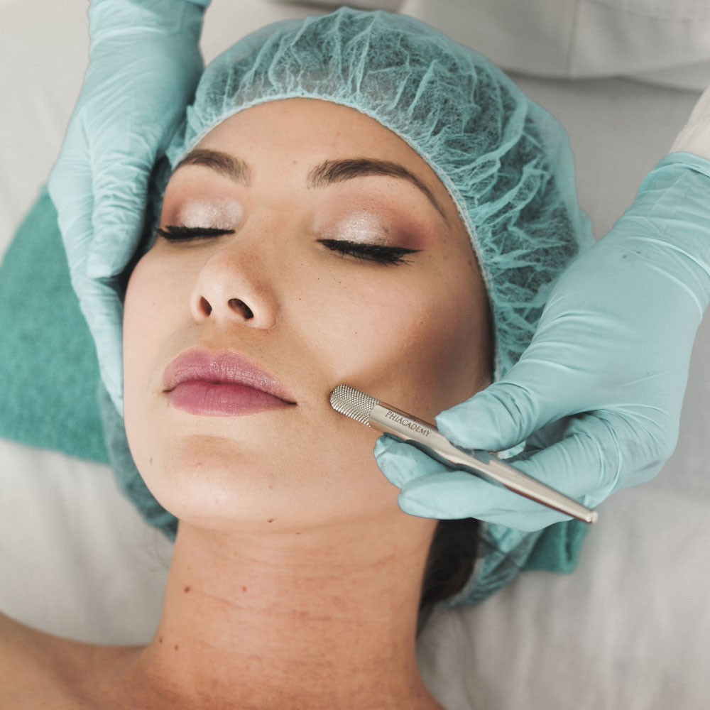 Facial treatment procedure at beauty salon | Aesthetics Beauty Boutique | Miami Florida
